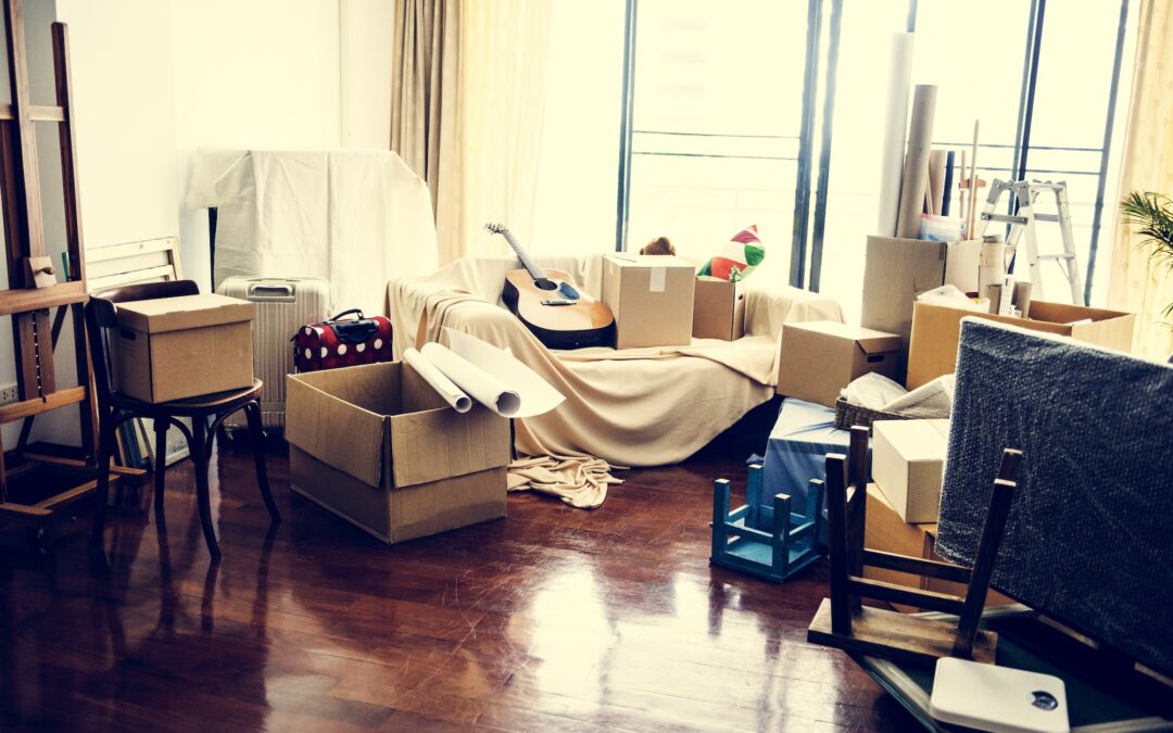 Cut the Clutter: 5 Tips to Minimize Before you Move